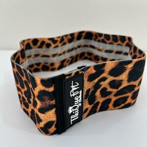 ThiQue Fit by Chelsea Leopard Print Resistance Booty Band, NWOT